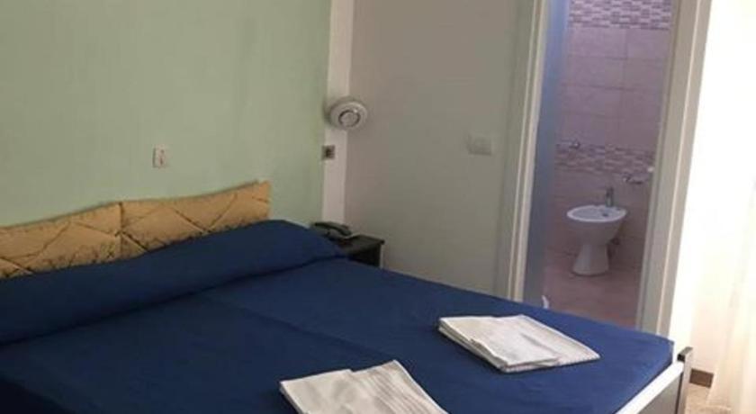 Hotel Riviera Nuova Gestione カットーリカ エクステリア 写真