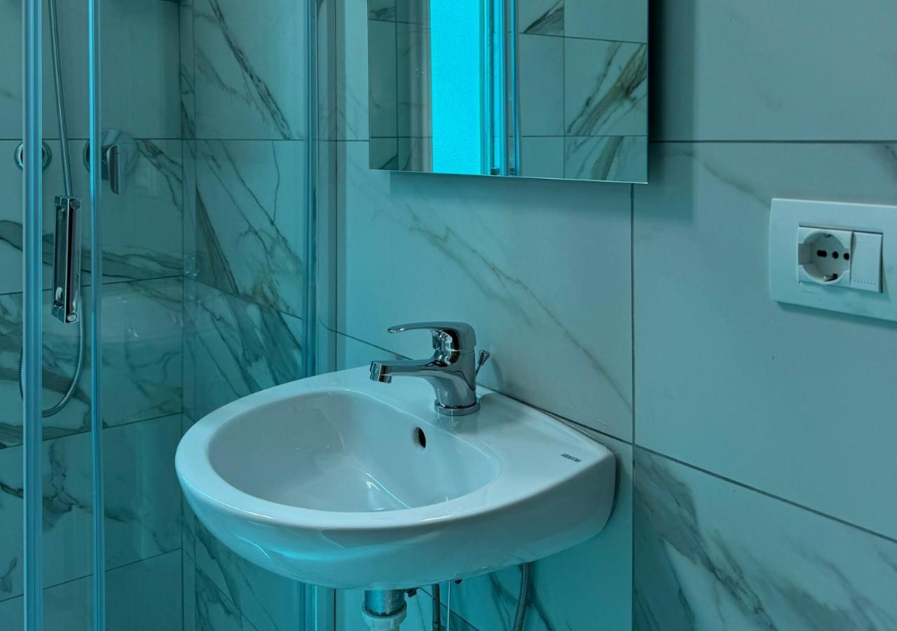 Hotel Riviera Nuova Gestione カットーリカ エクステリア 写真